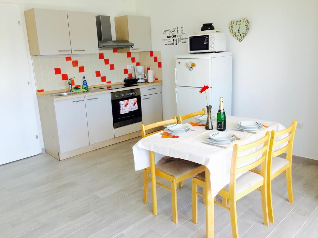 Apartment Dvorska Crikvenica Bagian luar foto