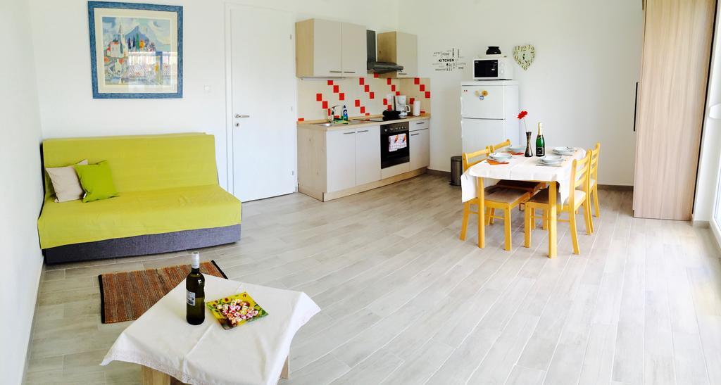 Apartment Dvorska Crikvenica Bagian luar foto