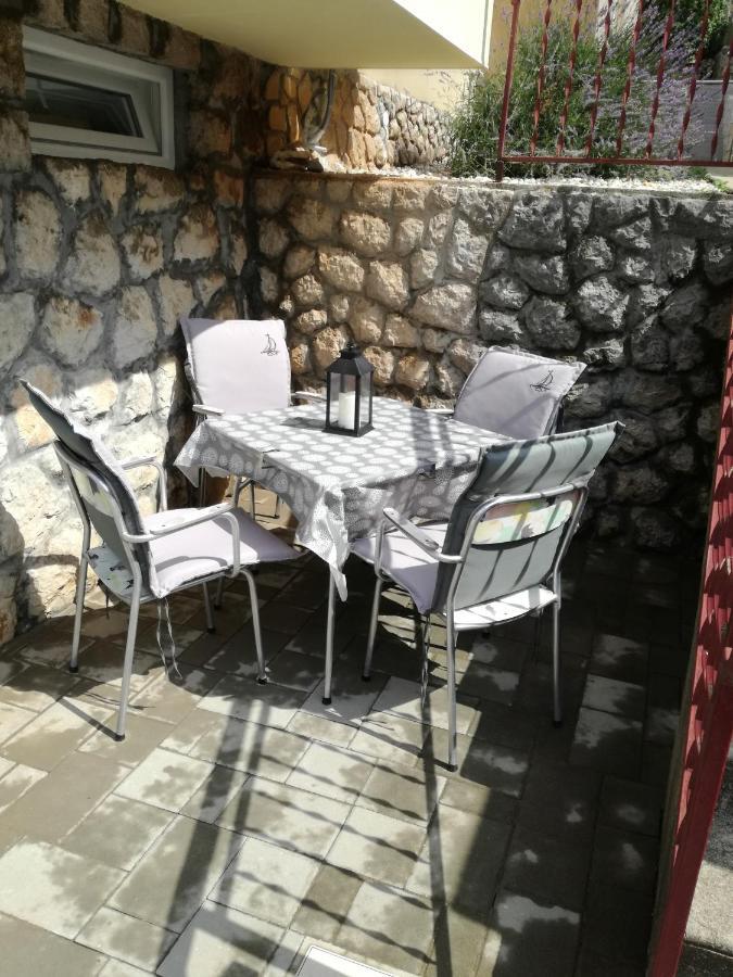 Apartment Dvorska Crikvenica Bagian luar foto