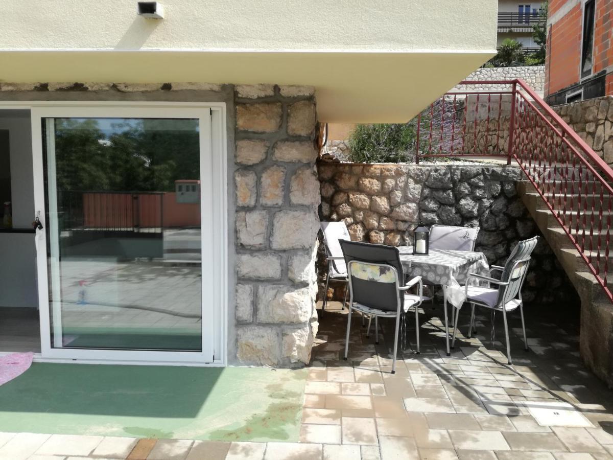 Apartment Dvorska Crikvenica Bagian luar foto