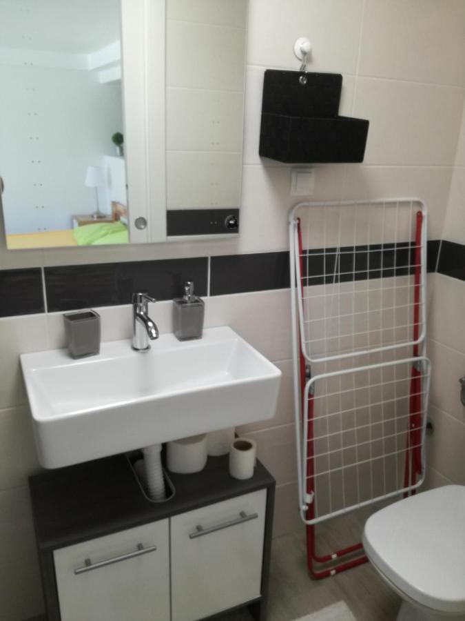 Apartment Dvorska Crikvenica Bagian luar foto
